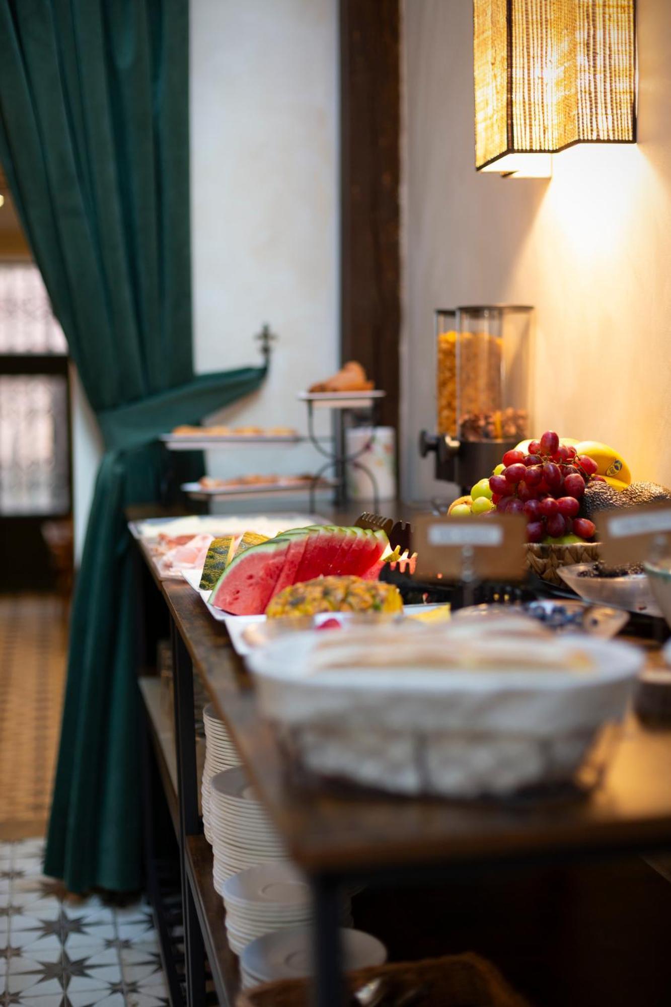 Hospedium La Farm Hotel 2*